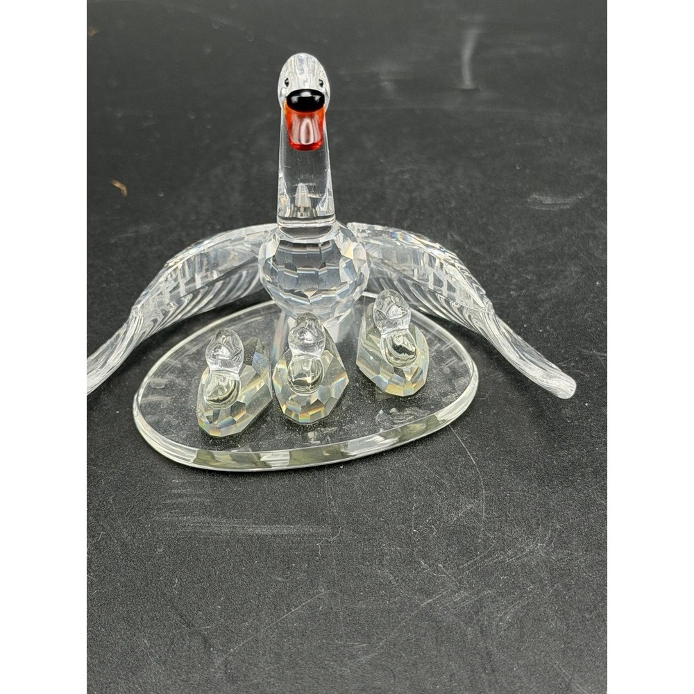 Swarovski Silver Crystal Swan Family figurine Beauties of the Lake collection.